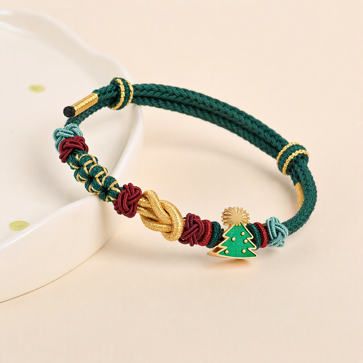 DIY Christmas Woven Bracelet with Green Tree Bead Charm – Adjustable Christmas Gift
