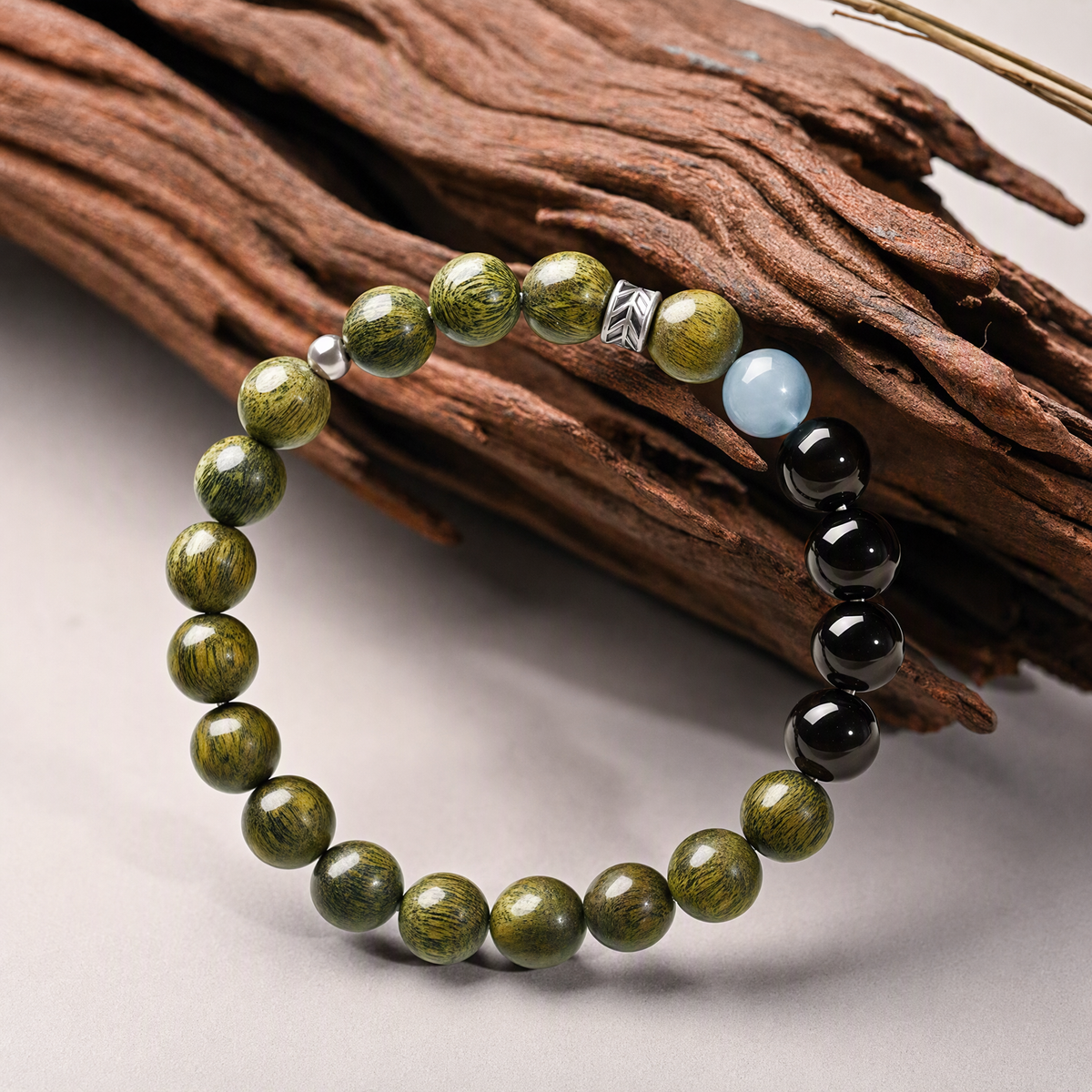Green Sandalwood & Obsidian Bracelet with Aquamarine – Unisex Gift