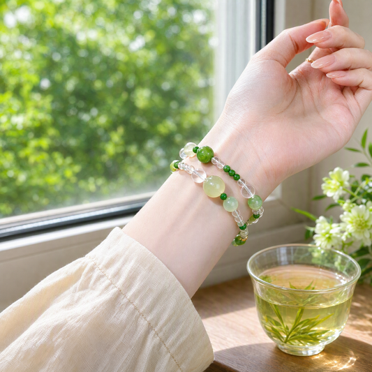 Clear Quartz & Green Jade-Style Double-Wrap Bracelet – Chinese-Inspired Design